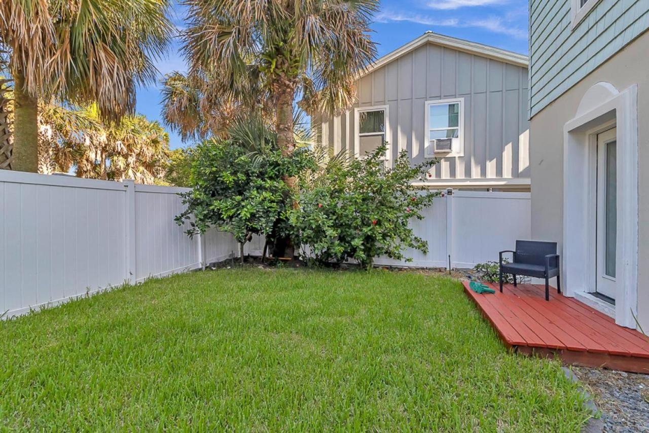 Surf'S Up Villa Jacksonville Beach Exterior photo